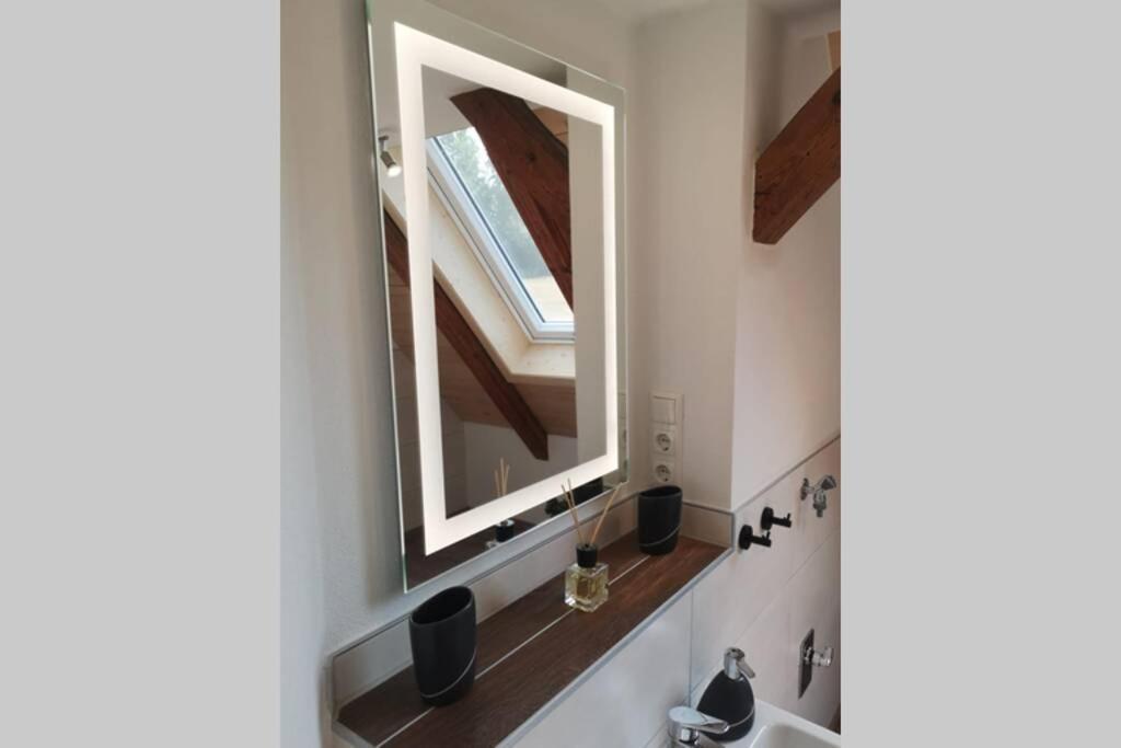 Ruhig Gelegene, Top Moderne Ferienwohnung - Hot Tub Und Sauna Gegen Aufpreis Neuhaus an Der Eger Екстер'єр фото