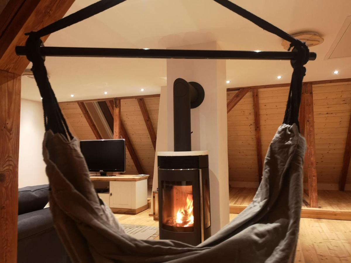 Ruhig Gelegene, Top Moderne Ferienwohnung - Hot Tub Und Sauna Gegen Aufpreis Neuhaus an Der Eger Екстер'єр фото