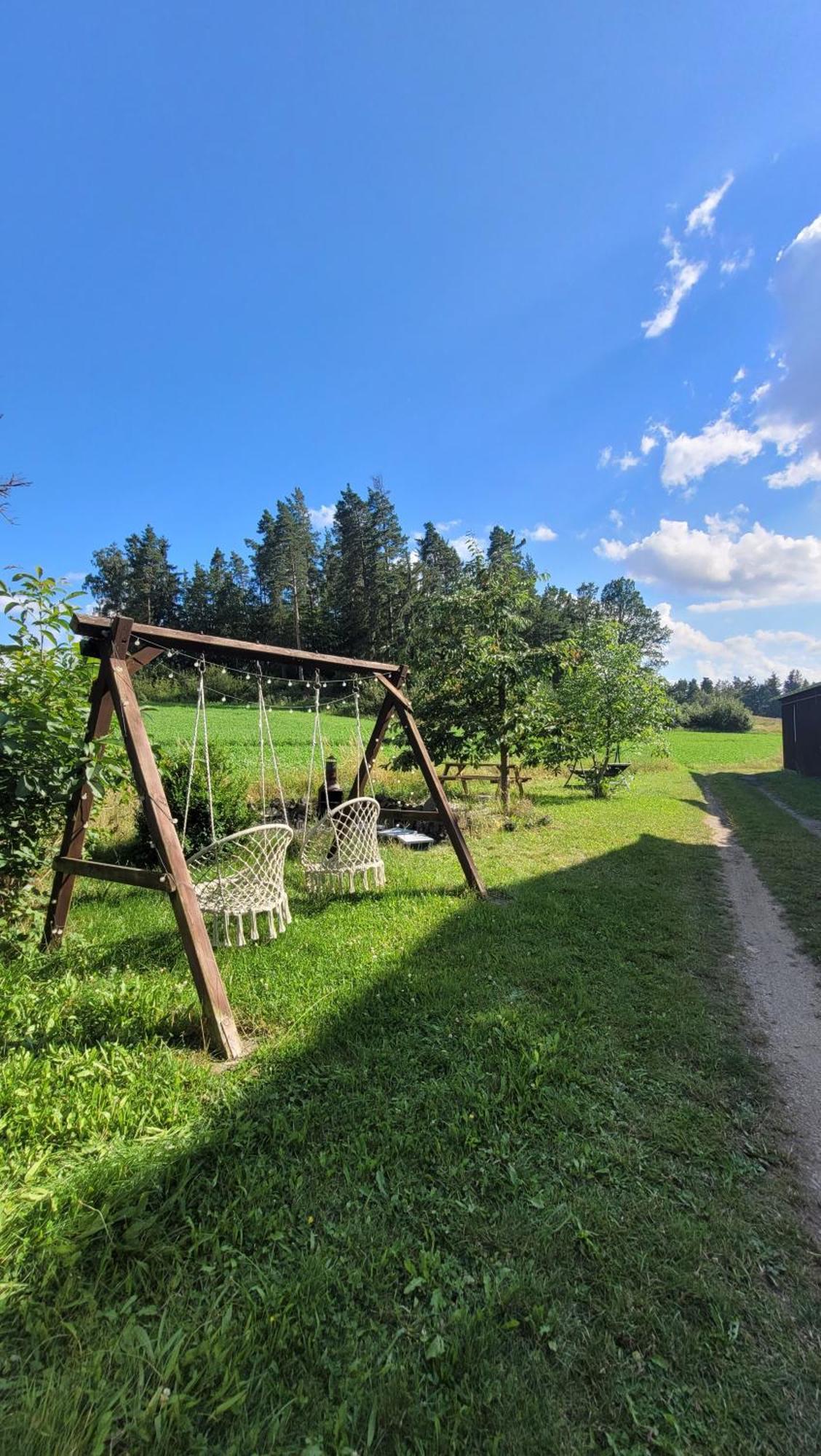 Ruhig Gelegene, Top Moderne Ferienwohnung - Hot Tub Und Sauna Gegen Aufpreis Neuhaus an Der Eger Екстер'єр фото